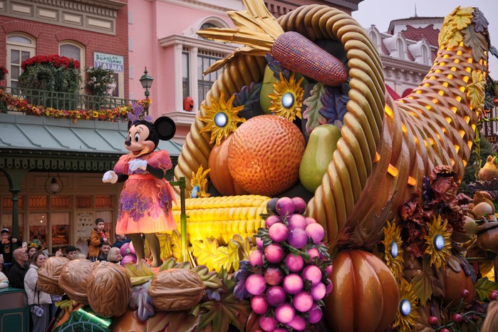 Minnie and the cornucopia on a float during the Disneyland halloween parade in Paris, France