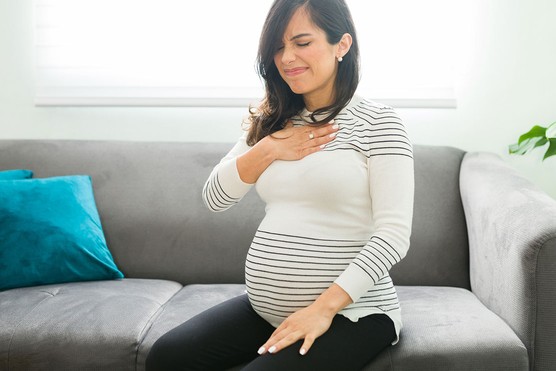 pregnant woman with acid reflux indigestion